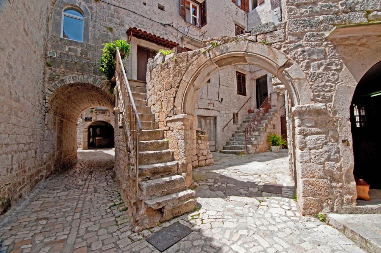 Smuketa In Trogir Haus Fuer 4 Personenヴィラ エクステリア 写真