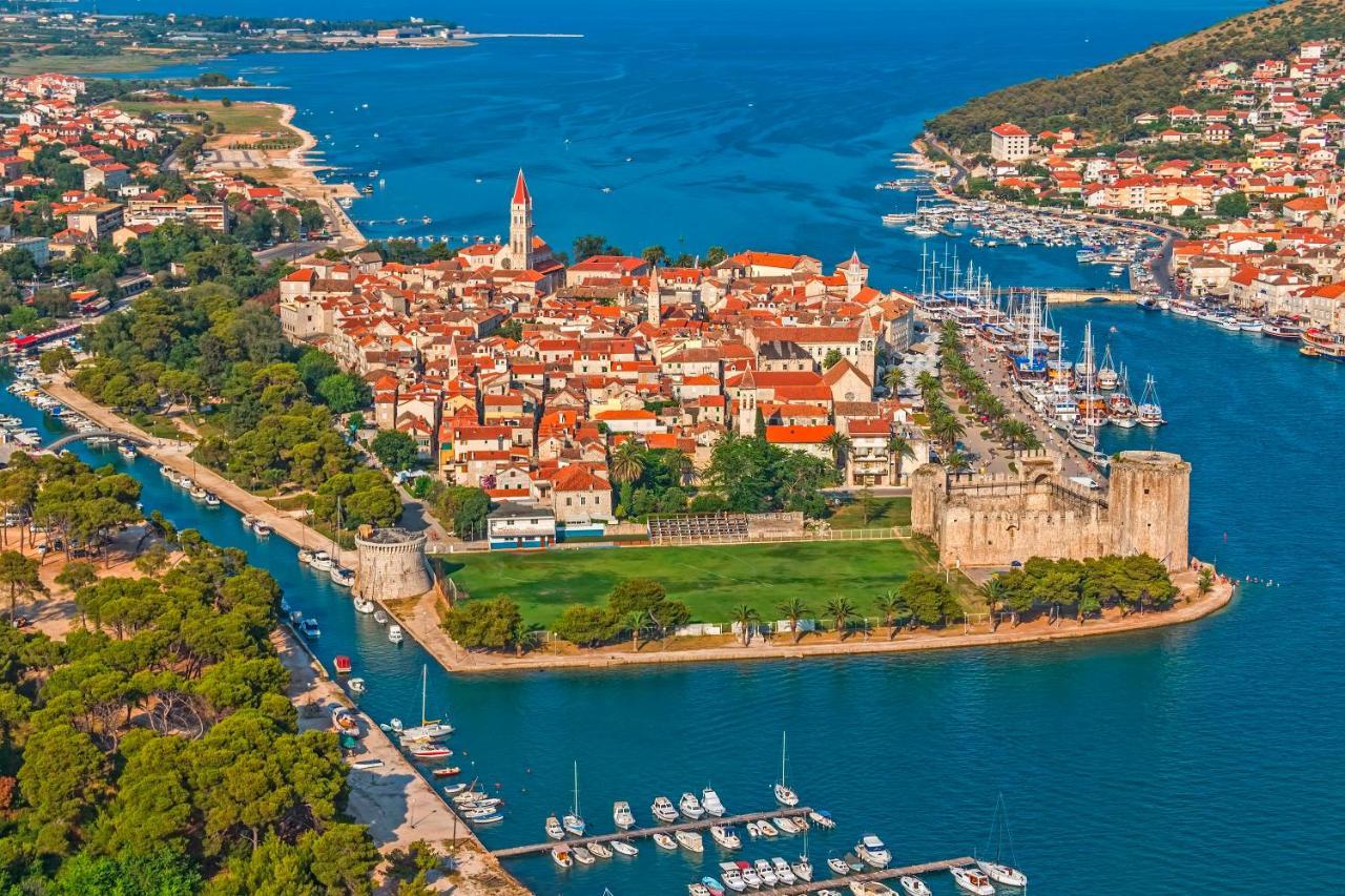 Smuketa In Trogir Haus Fuer 4 Personenヴィラ エクステリア 写真