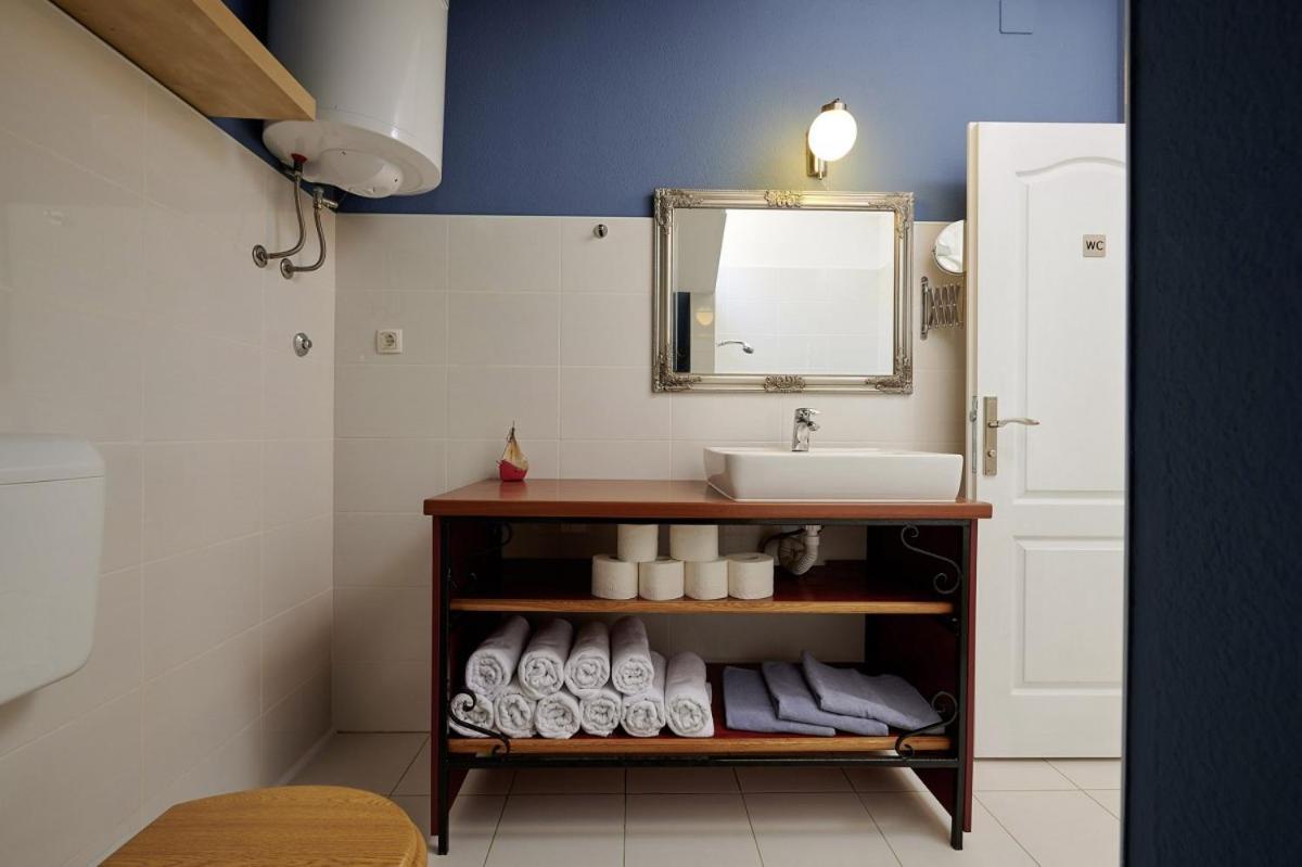 Smuketa In Trogir Haus Fuer 4 Personenヴィラ エクステリア 写真
