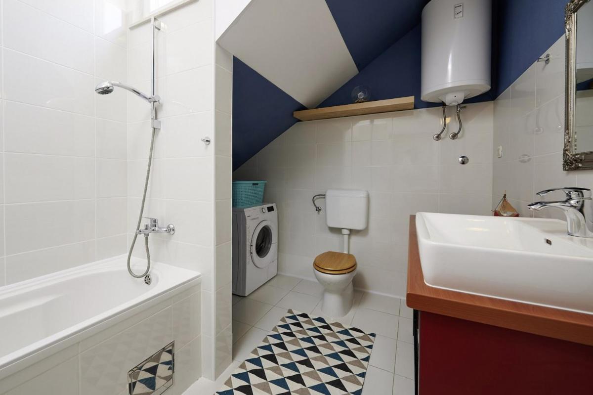 Smuketa In Trogir Haus Fuer 4 Personenヴィラ エクステリア 写真