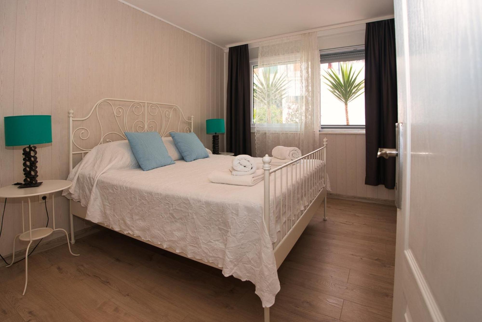 Smuketa In Trogir Haus Fuer 4 Personenヴィラ エクステリア 写真